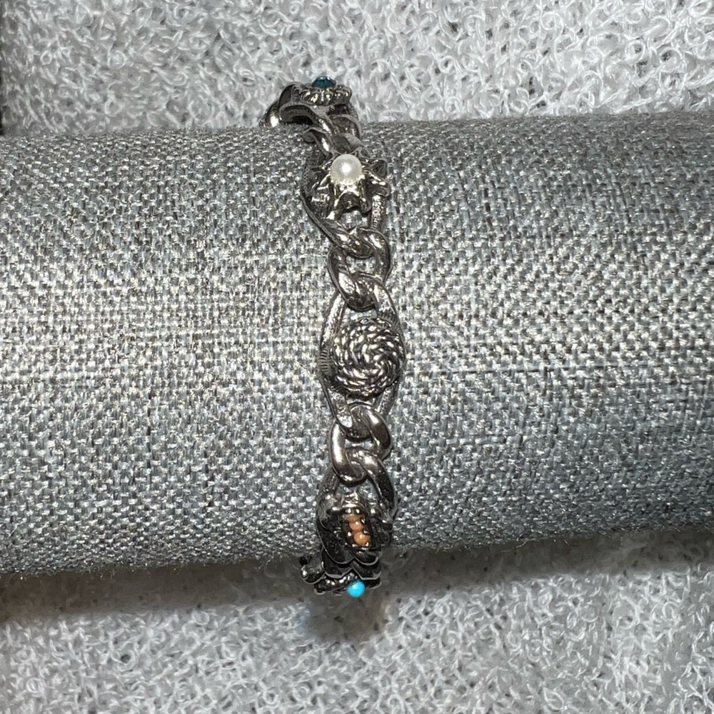 Vintage Signed Goldette Silver Tone Colorful Multi-Stone Charm Link Bracelet - Picture 4 of 11
